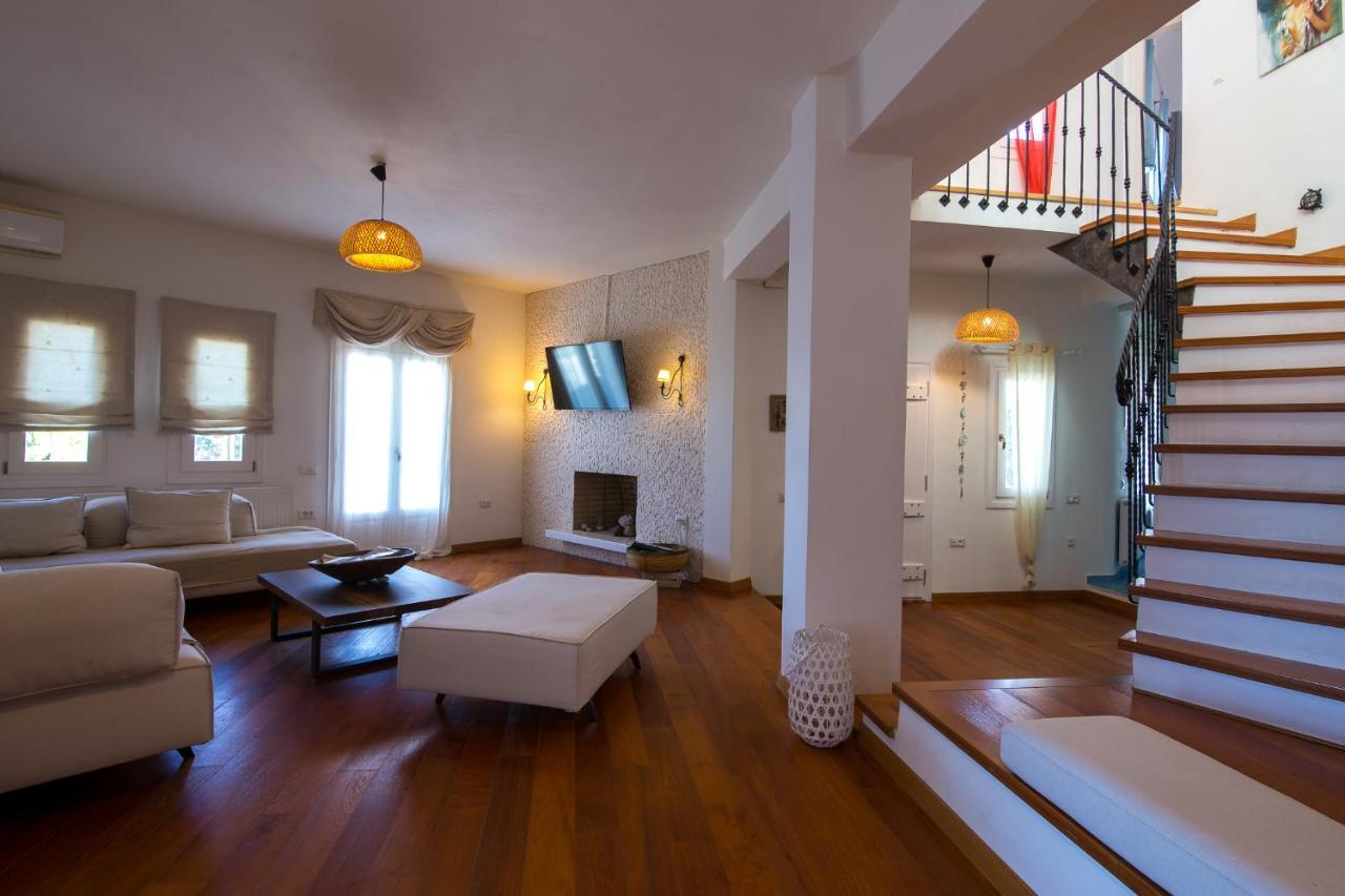 A&V Sea View Villa Fíra Kültér fotó